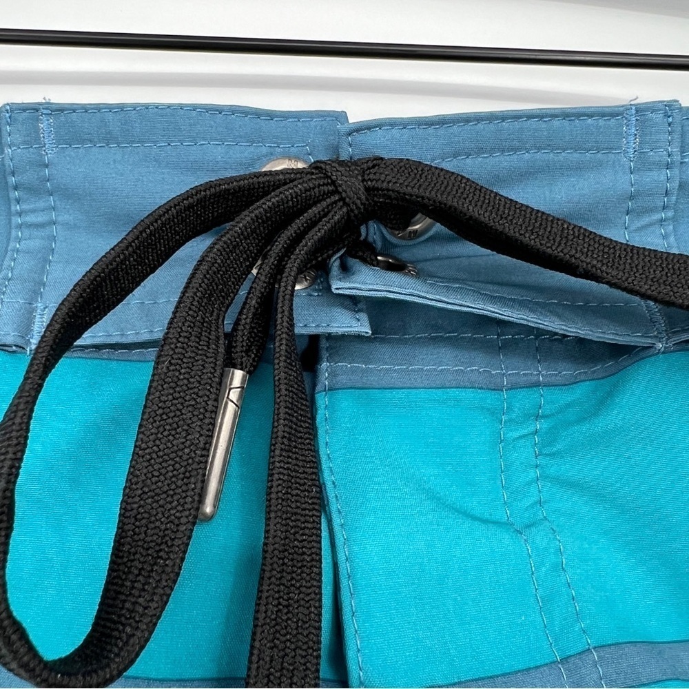 Matrix Men's Blue Red Striped Drawstring Pocketed Colorblocked Swim Trunks - Picture 9 of 10
